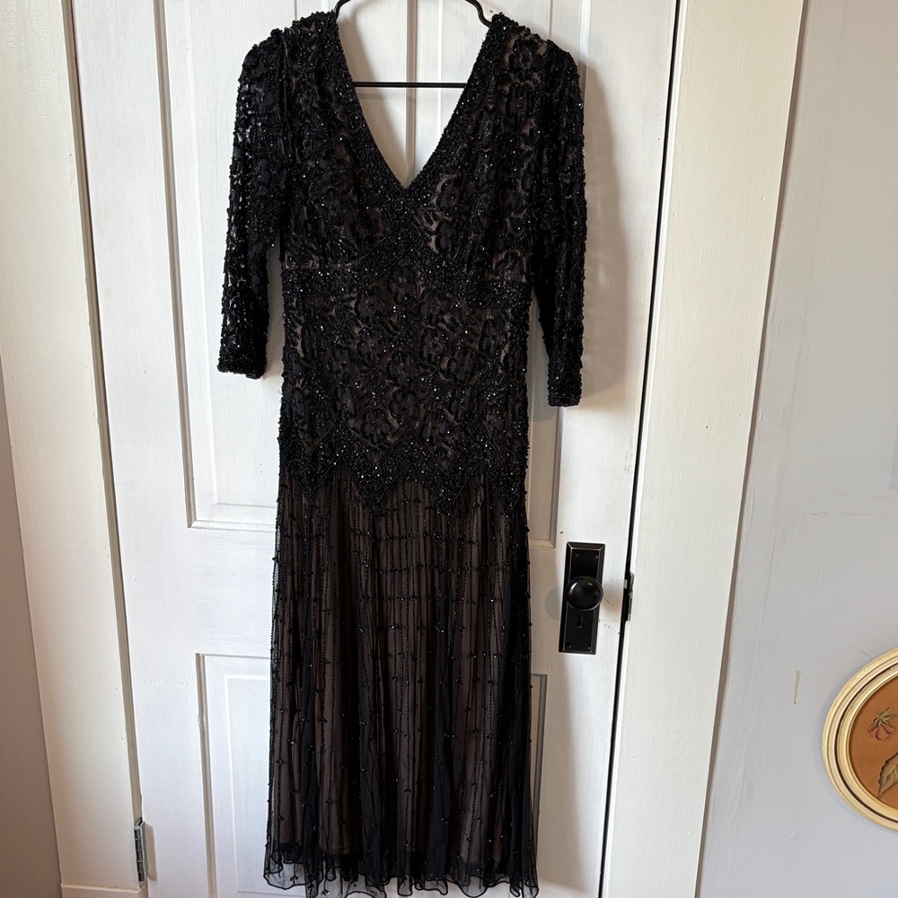 Pisarro Nights Black Beaded Long‎ Sleeve Dress